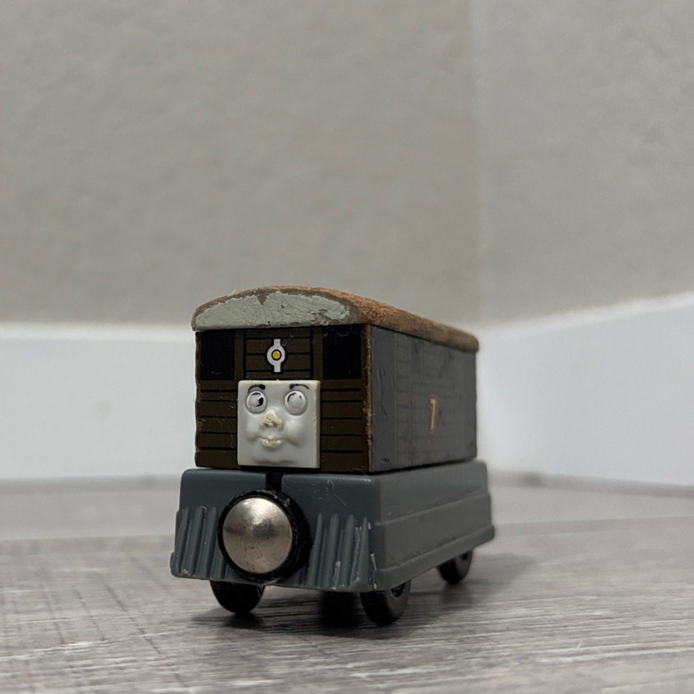 Wooden Toby 2001 - Thomas & Friends